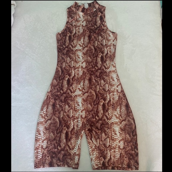 SHEIN Pants - Shein size: small color: brown snake print